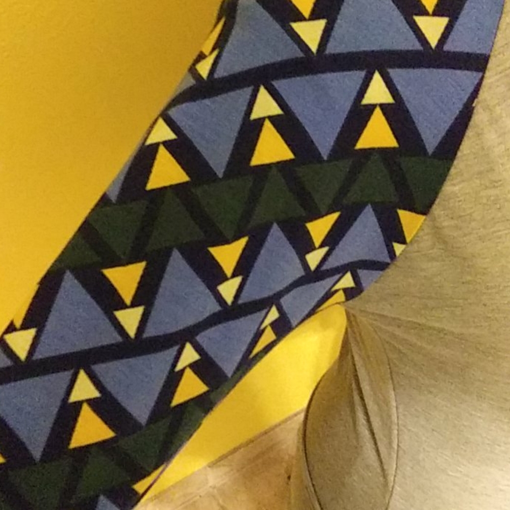 LulaRoe Randy - Picture 2 of 5